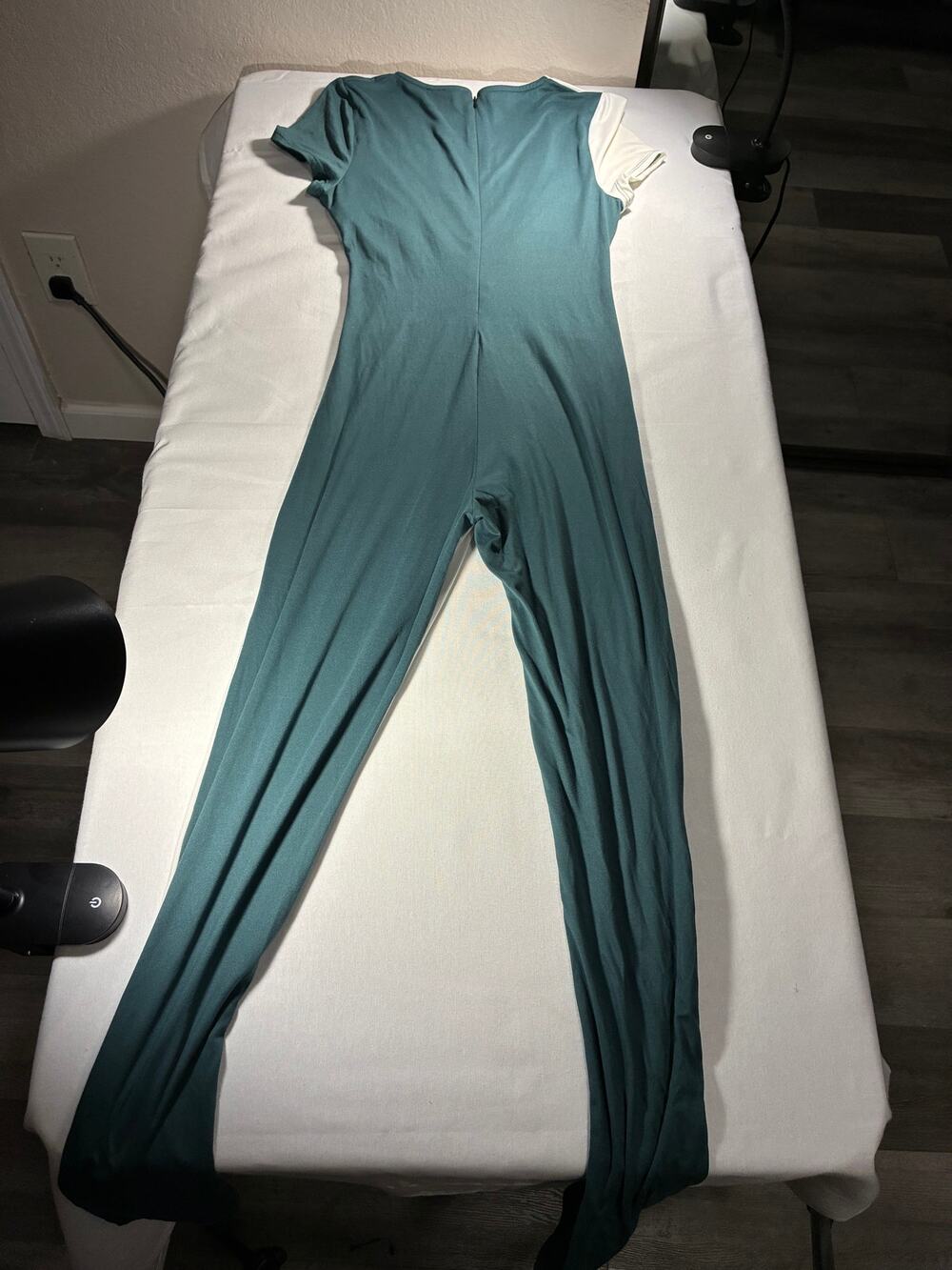 Teal & White Colorblock Cutout Flare Jumpsuit – Size M